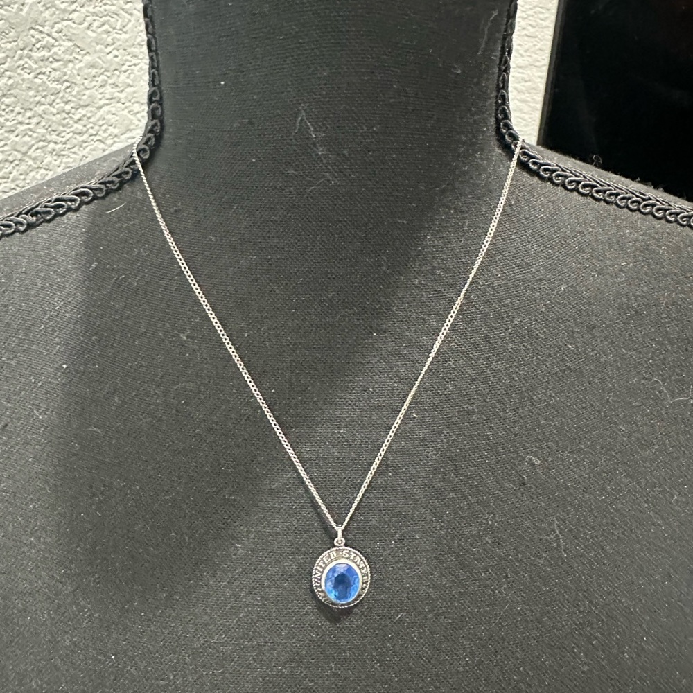 U.S. AIR FORCE STERLING & BLUE GLASS STONE PENDANT BY CREST CRAFT